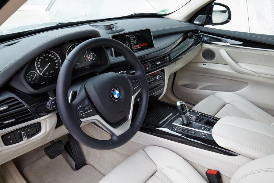  BMW X5 xDrive40e 2015 года  (фото 56 из 61)